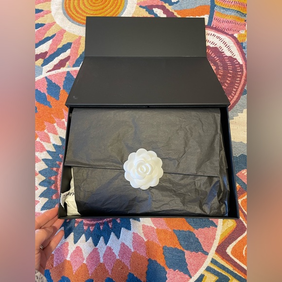 SOLD- 💕Chanel medium double flap caviar leather💕 - Picture 15 of 16